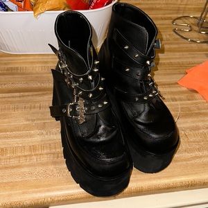 Demonia Ashes 55 in platform boot adult all man made material size women’s 11